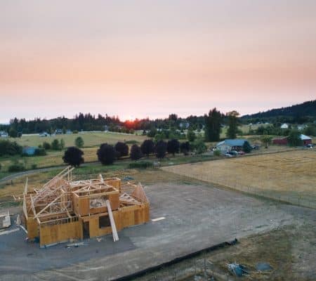 Image d'une maison en construction.